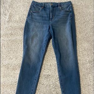 American Eagle Curvy Jeans
